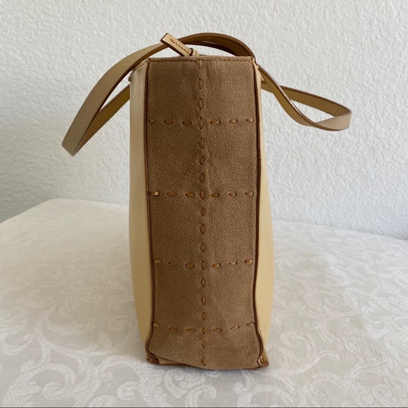 Burberry beige leather 3 compartments tote - Picture 4 of 15